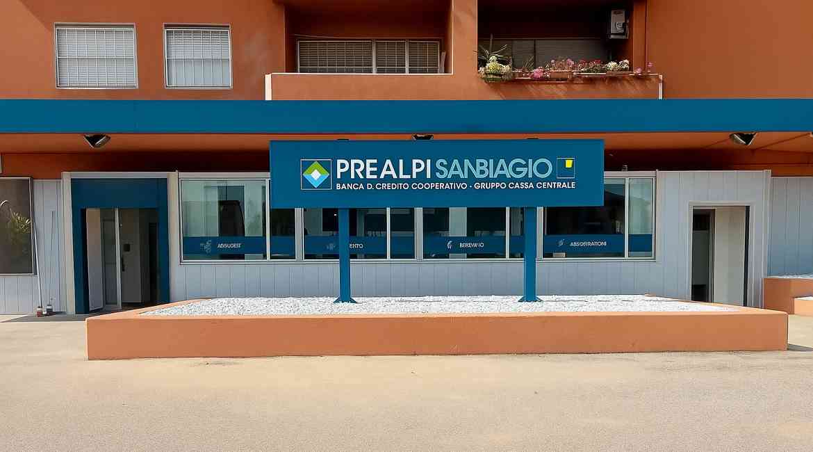 Bancaprealpisanbiagio Filialecastelfrancoveneto 2